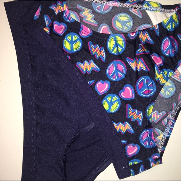 New no tags girls under wear bundle - Picture 3 of 4